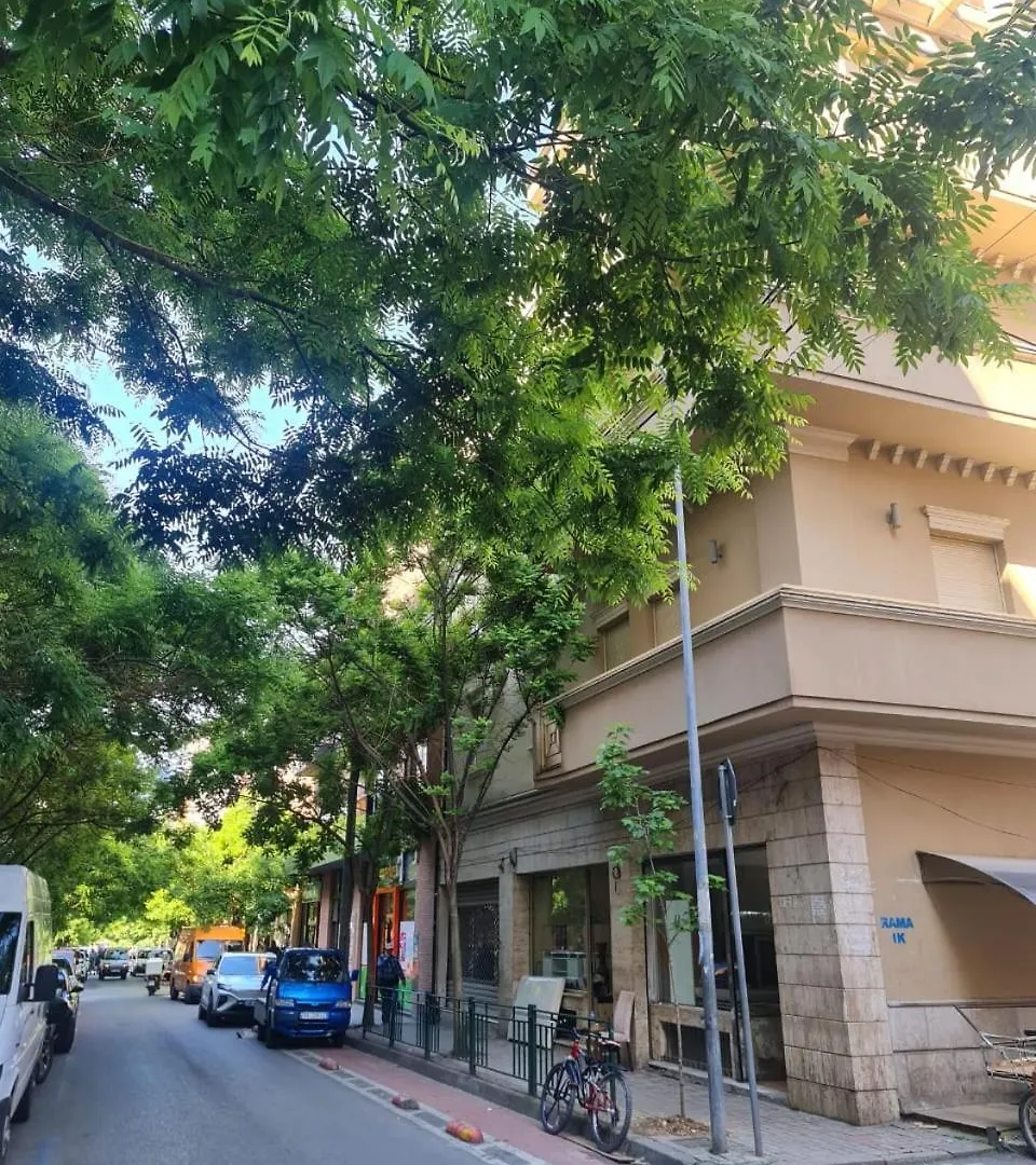 Noor Apartments Tirana 0*,  Albania